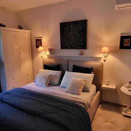 B&B Mare E Sole Brindisi Bagian luar foto